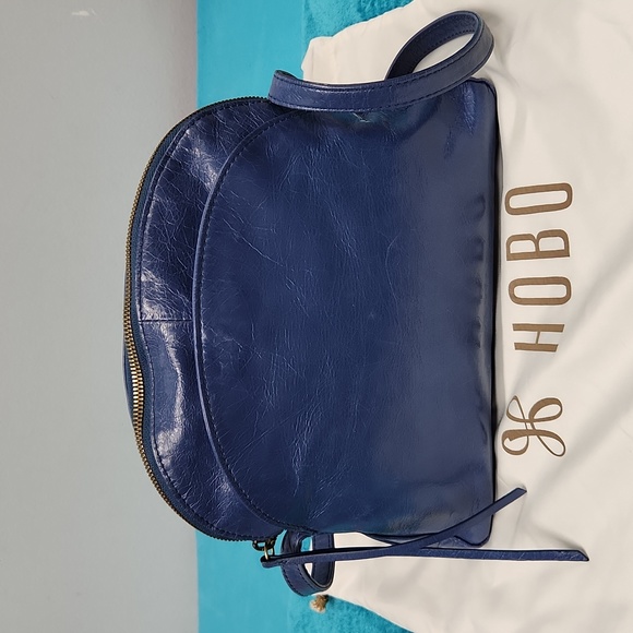 WOMEN'S HOBO INTERNATIONAL BLUE CROSSBODY NWOT - Picture 2 of 11